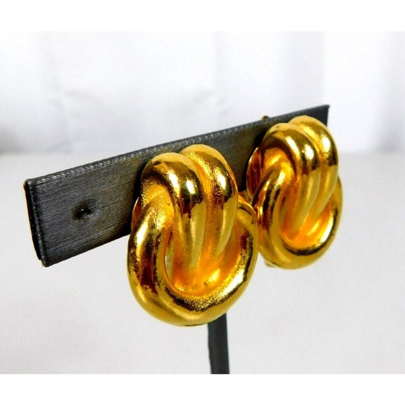 Gold Tone Door Knocker Clip on Earrings Womens Fashion Jewelry - Picture 3 of 7